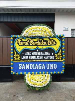 Papan Bunga Duka di Bayah